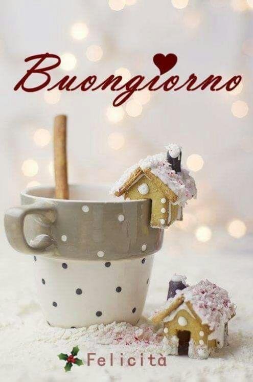 Immagine Buongiorno con tazza di cioccolata calda fumante | Immagini